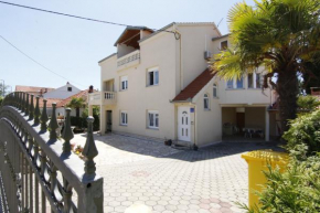 Отель Apartment Ema  Задар